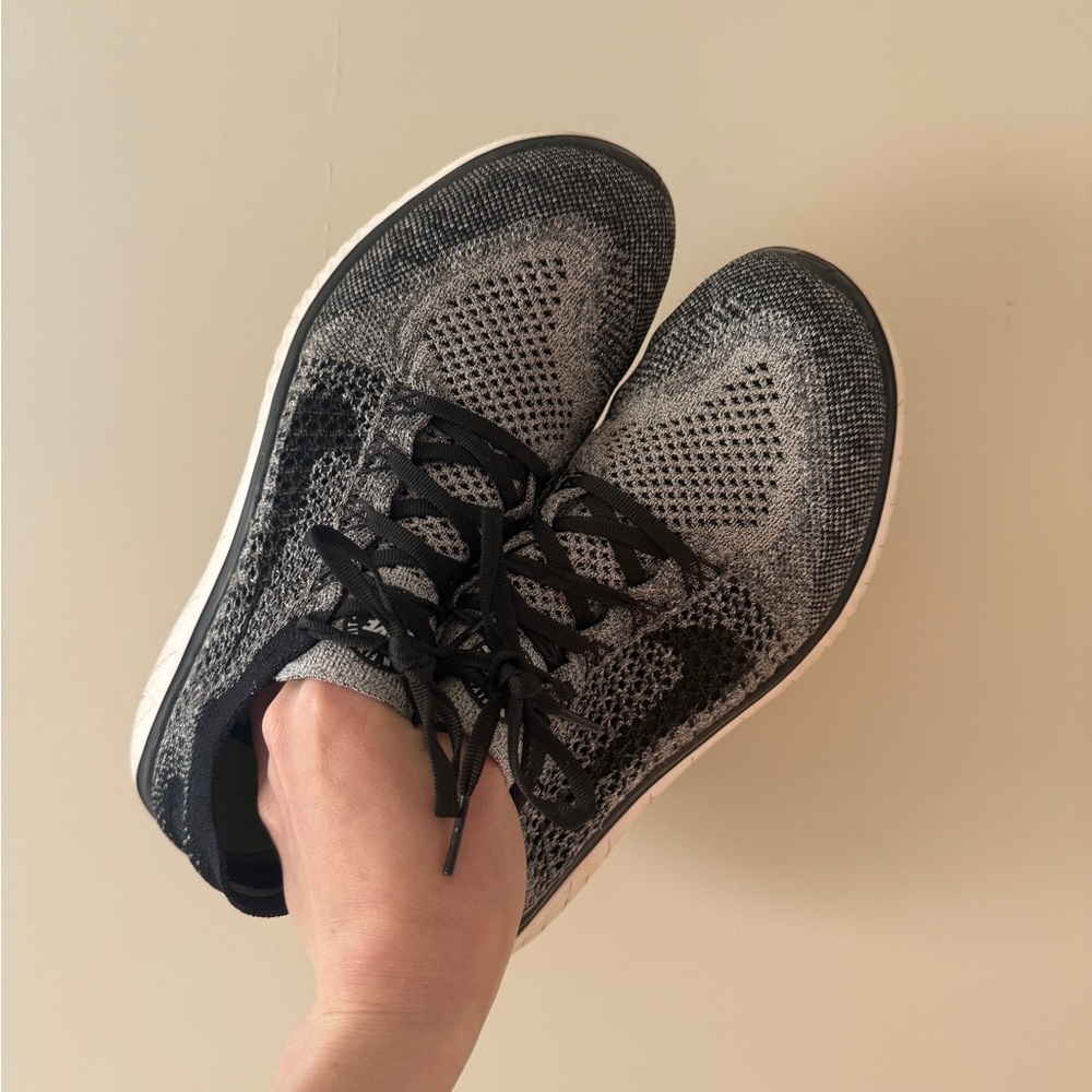 Women’s Nike Free Running Shoes